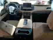 2024 Chevrolet Suburban Premier с VIN 1GNSKFKD0RR332736, выставлен на аукционе Copart как лот 75456244 с пробегом 297 миль миль и Списание • Salvage title. История ставок и продаж доступна на DreamBid. Изображение 8.