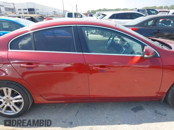 2012 Volvo S60 T5 с VIN YV1622FS0C2120103, выставлен на аукционе IAAI как лот 43214819 с пробегом 104 685 миль миль и . История ставок и продаж доступна на DreamBid. Изображение 13.