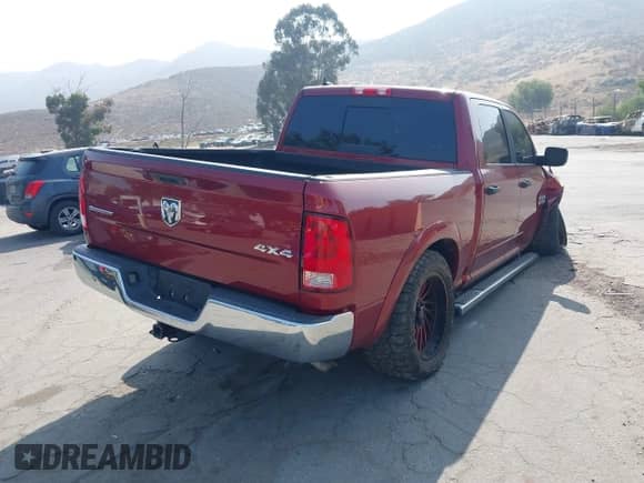 2014 Ram 1500 Big Horn z VIN 1C6RR7LG3ES145423, wystawiony jako IAAI lot #42539915 z przebiegiem 172 022 mil mil oraz . Historia ofert i sprzedaży dostępna na DreamBid. Obrazek 4.