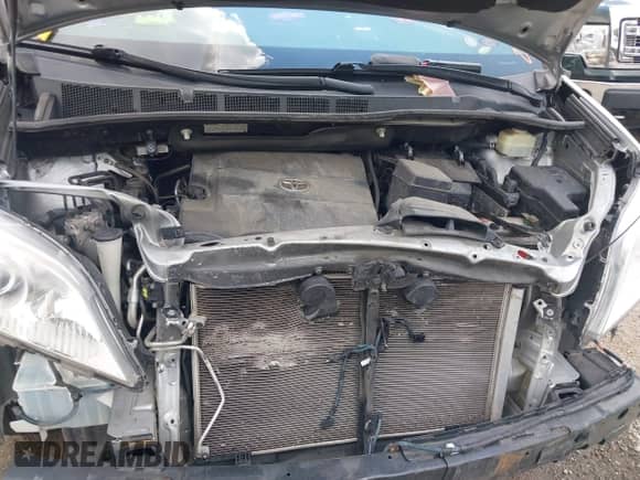 2016 Toyota Sienna L with VIN 5TDZK3DC6GS730865, listed as a IAAI auction lot 42969868 with 189,925 mi miles and . Bid and sale history available at DreamBid. Image 10.