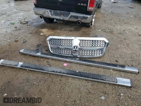 2014 Ram 1500 Laramie with VIN 1C6RR7NT2ES163115, listed as a Copart auction lot 84983195 with 264,641 mi miles and Salvage title. Bid and sale history available at DreamBid. Image 12.