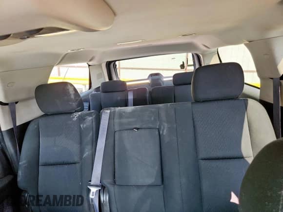 2013 Chevrolet Suburban LS с VIN 1GNSKHE74DR188117, выставлен на аукционе Copart как лот 69680215 с пробегом 193 579 миль миль и Чистый • Clean title. История ставок и продаж доступна на DreamBid. Изображение 10.