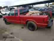 2003 Chevrolet S-10 LS with VIN 1GCCS19H438218647, listed as a Copart auction lot 87681665 with 167,032 mi miles and Salvage title. Bid and sale history available at DreamBid. Image 2.