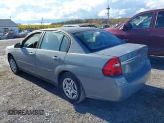 2007 Chevrolet Malibu 1FL с VIN 1G1ZS57F27F240188, выставлен на аукционе IAAI как лот 43580090 с пробегом 214 564 миль миль и . История ставок и продаж доступна на DreamBid. Изображение 3.
