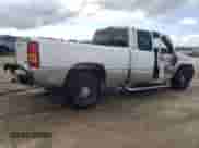 1999 GMC Sierra 1500 SLE с VIN 2GTEC19T7X1523238, выставлен на аукционе Copart как лот 52725825 с пробегом 259 925 миль миль и Списание • Salvage title. История ставок и продаж доступна на DreamBid. Изображение 3.