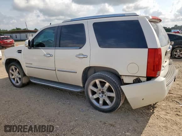 2010 Cadillac Escalade Luxury z VIN 1GYUKBEF1AR262721, wystawiony jako Copart lot #66707945 z przebiegiem 275 171 mil mil oraz Szkoda całkowita • Salvage title. Historia ofert i sprzedaży dostępna na DreamBid. Obrazek 2.