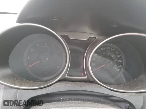 2013 Hyundai Veloster w/Black Int z VIN KMHTC6AD5DU166176, wystawiony jako Copart lot #47588505 z przebiegiem Nie podano mil oraz Nie do naprawy • Non repairable. Historia ofert i sprzedaży dostępna na DreamBid. Obrazek 9.