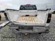 2015 Chevrolet Silverado 2500HD Work Truck z VIN 1GC2KUE88FZ516460, wystawiony jako Copart lot #62709705 z przebiegiem Nie podano mil oraz Szkoda całkowita • Salvage title. Historia ofert i sprzedaży dostępna na DreamBid. Obrazek 6.