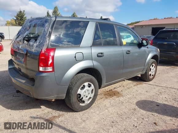 2006 Saturn VUE with VIN 5GZCZ23D46S846298, listed as a IAAI auction lot 43565040 with Not provided miles and . Bid and sale history available at DreamBid. Image 4.