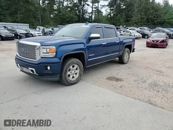 2015 GMC Sierra 1500 Denali with VIN 3GTU2WEC2FG242763, listed as a Copart auction lot 84776825 with 118,062 mi miles and Salvage title. Bid and sale history available at DreamBid. Image 13.
