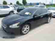 2012 Nissan Maxima SV z VIN 1N4AA5AP4CC855612, wystawiony jako IAAI lot #42389001 z przebiegiem 152 992 mil mil oraz . Historia ofert i sprzedaży dostępna na DreamBid. Obrazek 17.