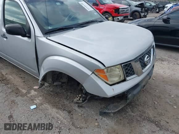 2007 Nissan Frontier SE с VIN 1N6AD09U07C449358, выставлен на аукционе IAAI как лот 42343788 с пробегом 162 805 миль миль и . История ставок и продаж доступна на DreamBid. Изображение 6.