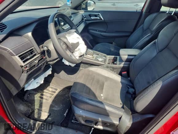 2023 Mitsubishi Outlander SE with VIN JA4J3UA84PZ042517, listed as a Copart auction lot 71360985 with 61,192 mi miles and Salvage title. Bid and sale history available at DreamBid. Image 7.