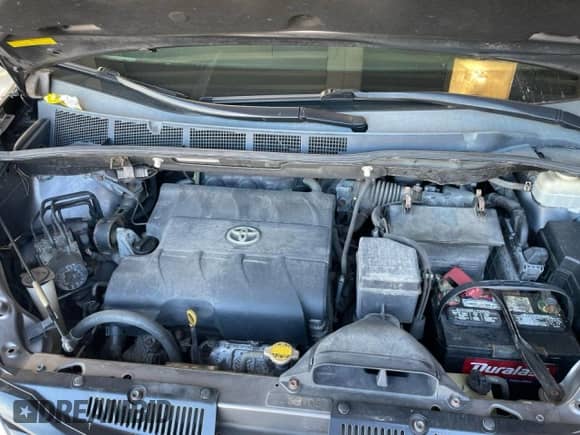 2011 Toyota Sienna LE with VIN 5TDKK3DC0BS124701, listed as a Copart auction lot 89487905 with 200,360 mi miles and Clean title. Bid and sale history available at DreamBid. Image 6.