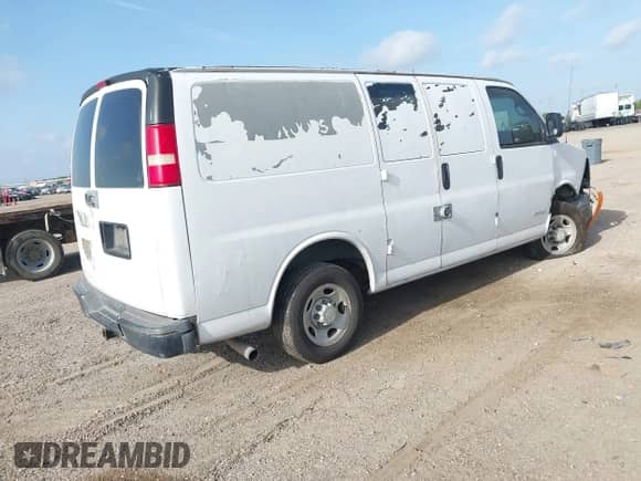 2006 Chevrolet Express Cargo с VIN 1GCGG25V561174465, выставлен на аукционе IAAI как лот 42784539 с пробегом 203 876 миль миль и . История ставок и продаж доступна на DreamBid. Изображение 4.