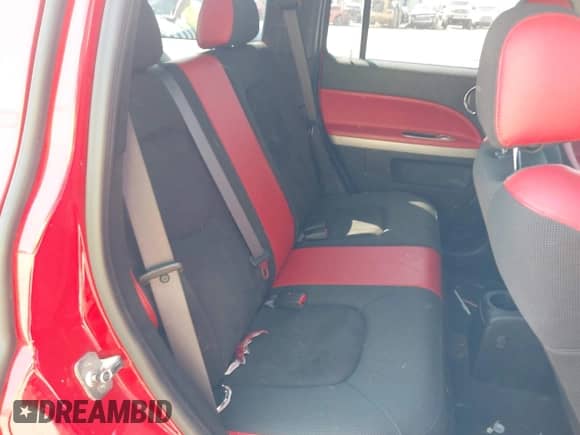 2008 Chevrolet HHR z VIN 3GNDA63X08S637606, wystawiony jako IAAI lot #42166768 z przebiegiem 69 069 mil mil oraz . Historia ofert i sprzedaży dostępna na DreamBid. Obrazek 8.