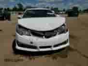 2014 Toyota Camry LE z VIN 4T1BF1FK2EU390083, wystawiony jako Copart lot #63087845 z przebiegiem 193 311 mil mil oraz Szkoda całkowita • Salvage title. Historia ofert i sprzedaży dostępna na DreamBid. Obrazek 13.