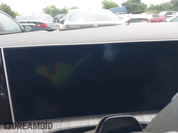 2024 Hyundai Santa Fe Calligraphy z VIN 5NMP5DGL2RH035384, wystawiony jako IAAI lot #42990436 z przebiegiem Nie podano mil oraz . Historia ofert i sprzedaży dostępna na DreamBid. Obrazek 7.
