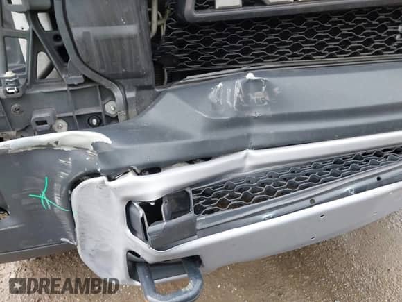 2018 Ram 1500 Rebel with VIN 1C6RR7YT5JS152633, listed as a IAAI auction lot 41788274 with 146,298 mi miles and . Bid and sale history available at DreamBid. Image 19.