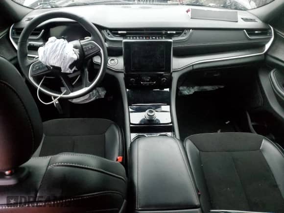 2023 Jeep Grand Cherokee Altitude X z VIN 1C4RJKAG9P8824795, wystawiony jako Copart lot #88400745 z przebiegiem Nie podano mil oraz Szkoda całkowita • Salvage title. Historia ofert i sprzedaży dostępna na DreamBid. Obrazek 8.