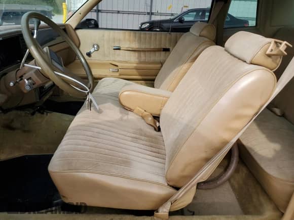 1986 Chevrolet Monte Carlo Sport SS с VIN 1G1GZ37H3GR216294, выставлен на аукционе Copart как лот 60417425 с пробегом 66 127 миль миль и Списание • Salvage title. История ставок и продаж доступна на DreamBid. Изображение 7.