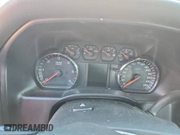 2014 Chevrolet Silverado 1500 Work Truck z VIN 1GCVKPEC4EZ260092, wystawiony jako Copart lot #82349355 z przebiegiem Nie podano mil oraz Czysty tytuł • Clean title. Historia ofert i sprzedaży dostępna na DreamBid. Obrazek 9.