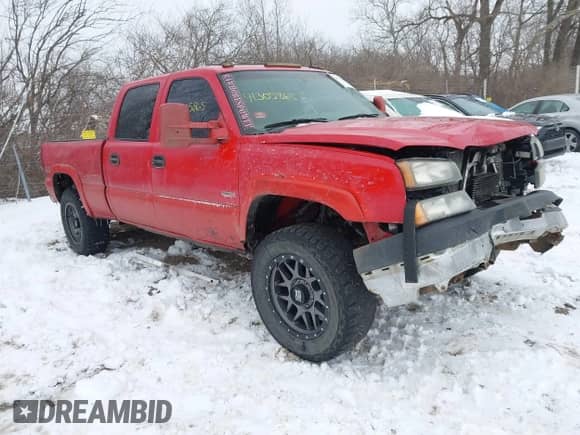 2003 Chevrolet Silverado 2500HD LS с VIN 1GCHK23153F209801, выставлен на аукционе IAAI как лот 41305865 с пробегом 208 649 миль миль и . История ставок и продаж доступна на DreamBid. Изображение 1.
