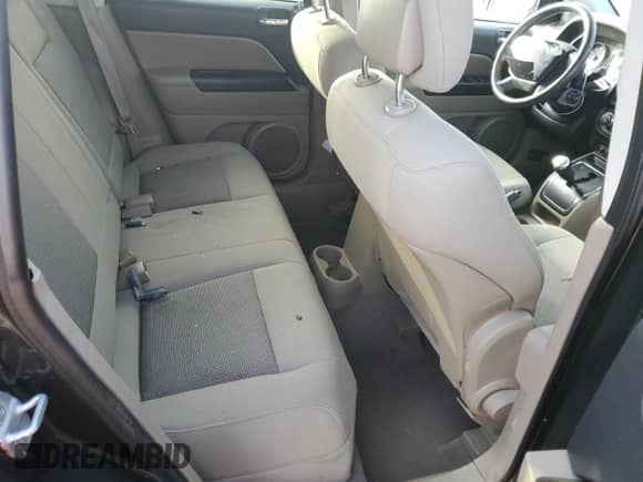 2010 Jeep Compass Latitude с VIN 1J4NF1FB4AD629252, выставлен на аукционе Copart как лот 83090274 с пробегом Не указан миль и Списание • Salvage title. История ставок и продаж доступна на DreamBid. Изображение 11.