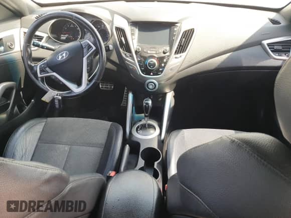 2016 Hyundai Veloster с VIN KMHTC6AD9GU263627, выставлен на аукционе Copart как лот 71321255 с пробегом 119 499 миль миль и Чистый • Clean title. История ставок и продаж доступна на DreamBid. Изображение 8.
