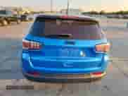 2020 Jeep Compass Altitude с VIN 3C4NJCBB1LT147695, выставлен на аукционе Copart как лот 84433255 с пробегом 109 442 миль миль и Списание • Salvage title. История ставок и продаж доступна на DreamBid. Изображение 6.