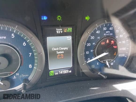 2019 Toyota Sienna XLE Auto Access Seat с VIN 5TDYZ3DC3KS976644, выставлен на аукционе IAAI как лот 43129660 с пробегом 141 909 миль миль и . История ставок и продаж доступна на DreamBid. Изображение 7.