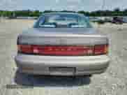 1993 Toyota Camry с VIN 4T1VK13E1PU075530, выставлен на аукционе Copart как лот 64218835 с пробегом 58 871 миль миль и Списание • Salvage title. История ставок и продаж доступна на DreamBid. Изображение 6.