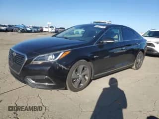 2017 Hyundai Sonata Limited with VIN KMHE34L31HA075219, listed as a Copart auction lot 86843215 with 97,201 mi miles and Salvage title. Bid and sale history available at DreamBid. Image 1.
