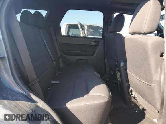 2011 Ford Escape XLT с VIN 1FMCU9DG6BKA74264, выставлен на аукционе Copart как лот 66086024 с пробегом 271 051 миль миль и Списание • Salvage title. История ставок и продаж доступна на DreamBid. Изображение 11.