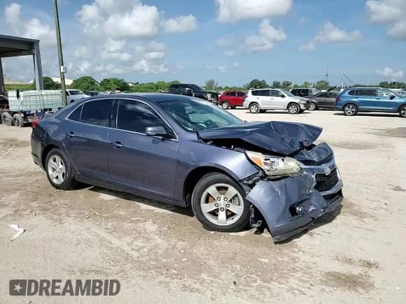 2015 Chevrolet Malibu LT z VIN 1G11C5SL5FF133996, wystawiony jako Copart lot #63792105 z przebiegiem 196 878 mil mil oraz Szkoda całkowita • Salvage title. Historia ofert i sprzedaży dostępna na DreamBid. Obrazek 13.