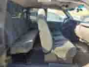 2003 Chevrolet Silverado 1500 LS z VIN 1GCEC19T83E143270, wystawiony jako Copart lot #76440354 z przebiegiem 292 204 mil mil oraz Szkoda całkowita • Salvage title. Historia ofert i sprzedaży dostępna na DreamBid. Obrazek 10.