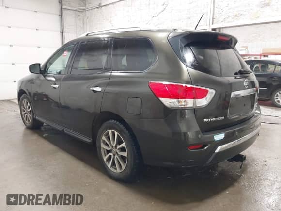 2015 Nissan Pathfinder SL z VIN 5N1AR2MM3FC650012, wystawiony jako IAAI lot #42402958 z przebiegiem 118 329 mil mil oraz . Historia ofert i sprzedaży dostępna na DreamBid. Obrazek 3.