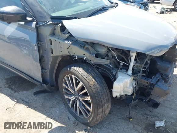2023 Nissan Kicks SR with VIN 3N1CP5DVXPL512988, listed as a IAAI auction lot 42880907 with 92,957 mi miles and . Bid and sale history available at DreamBid. Image 6.