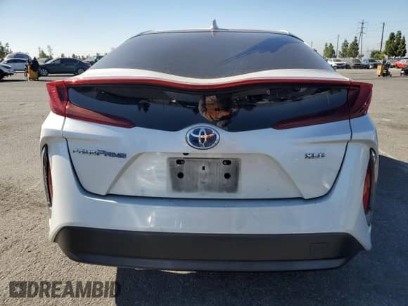 2022 Toyota Prius Limited with VIN JTDKAMFPXN3221595, listed as a Copart auction lot 71922825 with 231,188 mi miles and Salvage title. Bid and sale history available at DreamBid. Image 6.