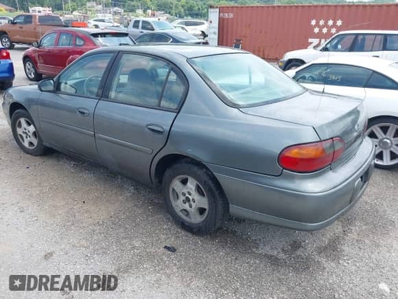 2005 Chevrolet Malibu Classic с VIN 1G1ND52F35M248471, выставлен на аукционе IAAI как лот 42762966 с пробегом Не указан миль и . История ставок и продаж доступна на DreamBid. Изображение 3.