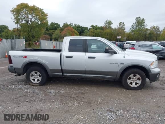 2010 Dodge 1500 SLT with VIN 1D7RV1GT2AS251662, listed as a IAAI auction lot 43454921 with 122,924 mi miles and . Bid and sale history available at DreamBid. Image 13.