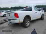 2019 Ram 1500 Express z VIN 3C6JR6AG4KG500855, wystawiony jako IAAI lot #43164741 z przebiegiem 94 479 mil mil oraz . Historia ofert i sprzedaży dostępna na DreamBid. Obrazek 4.