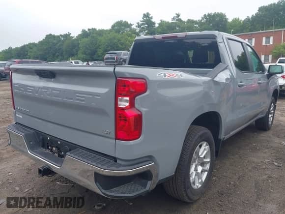 2024 Chevrolet Silverado 1500 LT with VIN 1GCPDKEK7RZ321311, listed as a IAAI auction lot 42622464 with 12,162 mi miles and . Bid and sale history available at DreamBid. Image 4.