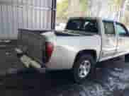 2010 Chevrolet Colorado 1LT z VIN 1GCDSCDE0A8101688, wystawiony jako IAAI lot #41631414 z przebiegiem 220 308 mil mil oraz . Historia ofert i sprzedaży dostępna na DreamBid. Obrazek 4.