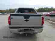 2008 Chevrolet Avalanche LTZ с VIN 3GNFK12318G186681, выставлен на аукционе IAAI как лот 43443772 с пробегом 169 001 миль миль и . История ставок и продаж доступна на DreamBid. Изображение 15.