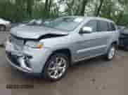 2020 Jeep Grand Cherokee Summit с VIN 1C4RJFJT4LC137073, выставлен на аукционе IAAI как лот 42265991 с пробегом 212 397 миль миль и . История ставок и продаж доступна на DreamBid. Изображение 2.