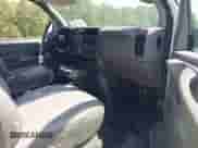 2004 Chevrolet Express Cargo с VIN 1GCFG15X641245676, выставлен на аукционе IAAI как лот 42161041 с пробегом 138 993 миль миль и . История ставок и продаж доступна на DreamBid. Изображение 5.