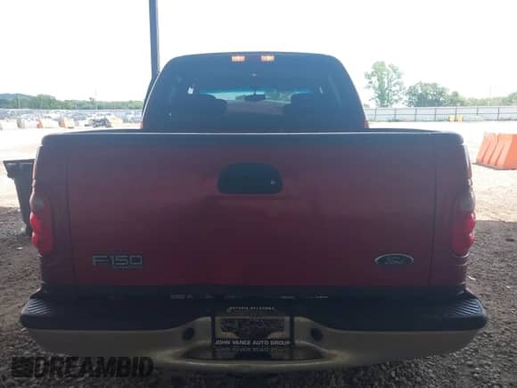 2002 Ford F-150 XLT z VIN 1FTRW07682KB93618, wystawiony jako IAAI lot #42987874 z przebiegiem Nie podano mil oraz . Historia ofert i sprzedaży dostępna na DreamBid. Obrazek 15.