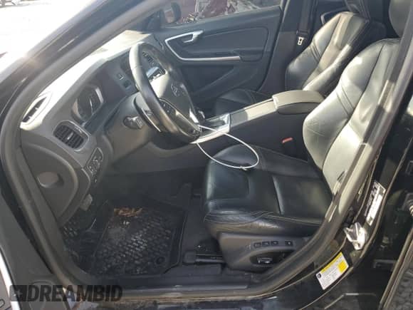 2015 Volvo S60 with VIN YV126MFD5F2303646, listed as a Copart auction lot 81661384 with 146,692 mi miles and Salvage title. Bid and sale history available at DreamBid. Image 7.