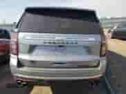 2024 Chevrolet Suburban Premier с VIN 1GNSKFKD4RR245602, выставлен на аукционе Copart как лот 74384904 с пробегом 3 829 миль миль и Списание • Salvage title. История ставок и продаж доступна на DreamBid. Изображение 6.